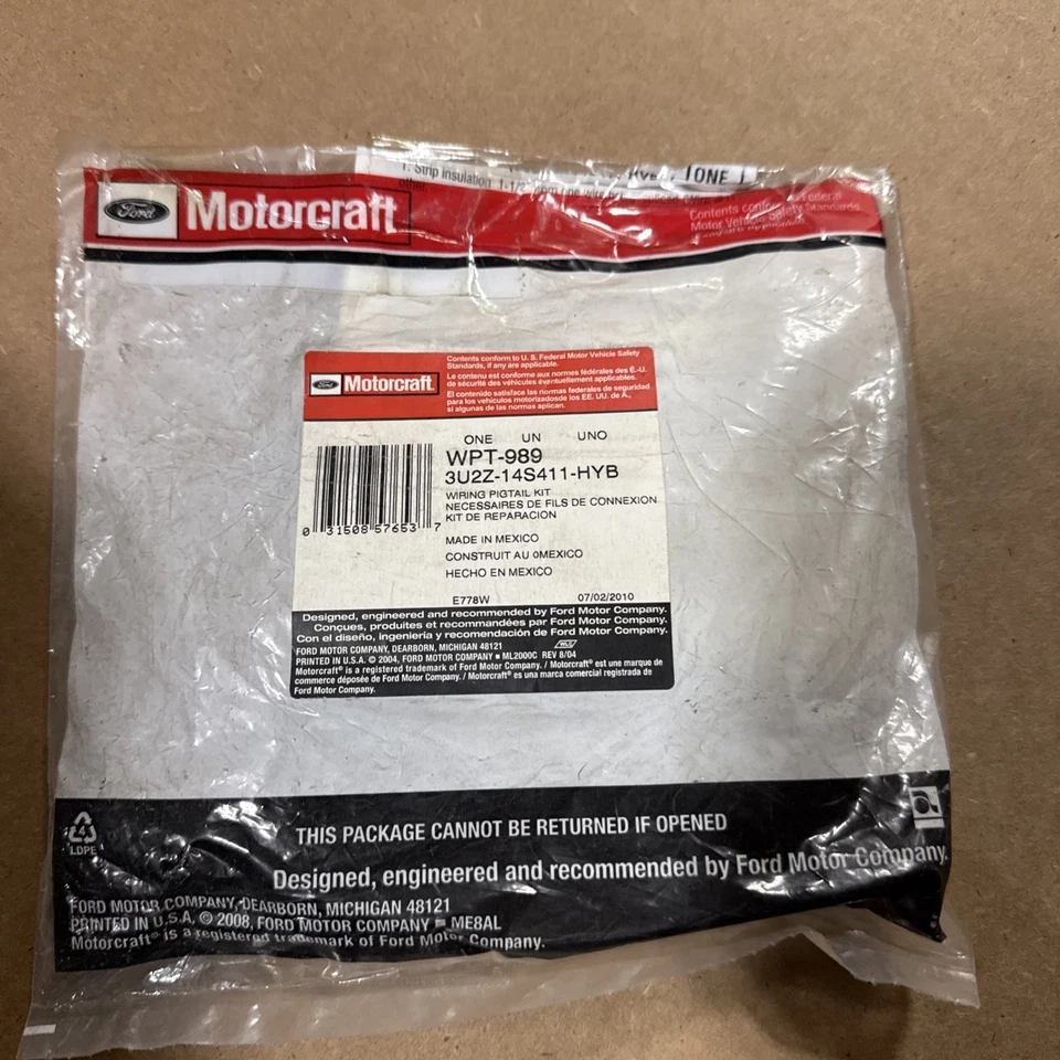 For Ford Thunderbird 04-05 Transmission Oil Temperature Sensor Connector WPT-989 - Image 1 of 3