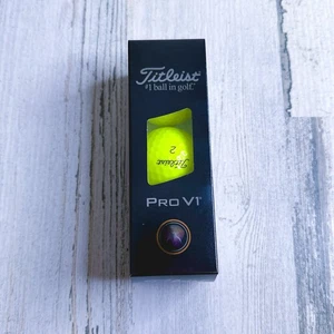 BRANDNEUE Titleist GELB Pro V1 Golfbälle - 3er Pack (2024) - Bild 1 von 3
