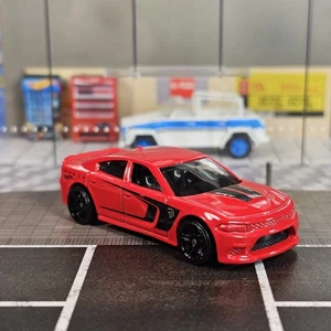 Dodge Challenger SRT Hellcat 15 rojo Hot Wheels HW Workshop difícil de encontrar 1/64 nuevo diecast - Imagen 1 de 6