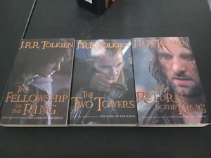 The LORD OF THE RINGS 3 Volume Box Set J.R.R. Tolkien - Houghton Mifflin - Imagen 1 de 6