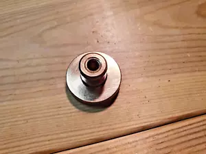 Banco de discos de colección plano pieza de rueda de latón herramientas manuales de carpintería antiguas - Imagen 1 de 2