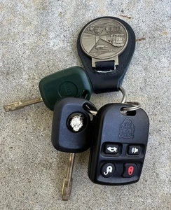 Original Vintage Jaguar Keys And Keyless Remote Valet 2000’s Vehicle XR83 15K601 - Picture 1 of 6