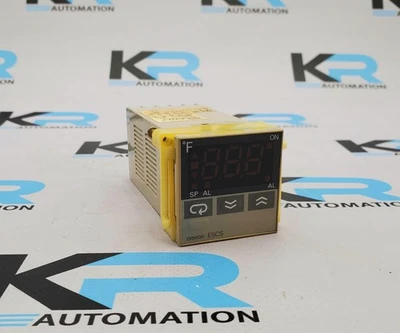 Controlador de temperatura Omron E5CS-R1KJX-F 250VAC 3A Foto 1 de 4