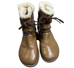 UGG Caspia Women's Brown Leather Sheepskin Winter Boots Size 7 Style 1932 - Picture 1 of 12
