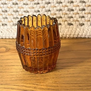 Palillo de dientes votivo con punta de diamante ámbar de colección soporte para fósforos forma de barril - Imagen 1 de 3