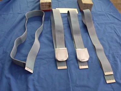 NOS 1956 1957 1958 1959 1960 1961 1963 Ford Galaxie Blue Seat Belts OEM FoMoCo Foto 1 de 4