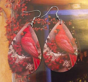 New Red Cardinal Lightweight Leather Tear Drop Dangle Earrings Christmas Jewelry - Picture 1 of 3