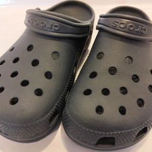 Crocs Classic Clogs Navy Unisex Mens 9 Womens 11 comfort - Picture 1 of 24