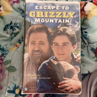 Escape to Grizzly Mountain VHS Movie by Dan Haggerty NEW SEALED Foto 1 de 3