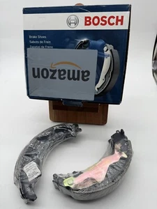 Drum Brake Shoe-Drum Rear Bosch BS945 - Bild 1 von 2