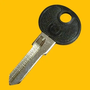 2 X FOR BMW E12 E23 E24 E28 E30 Blank Key NEW 2pcs - Picture 1 of 1