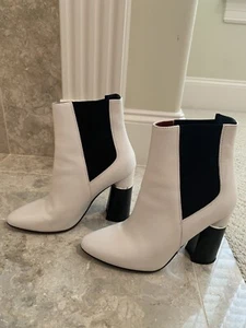 3.1 Phillip Lim Mod White Leather Ankle Boots Black Side & Mod Heel 9 39 R$695 - Picture 1 of 7