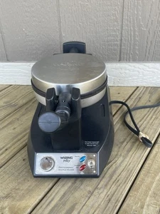 Waring Pro Professional Belgian Waffle Maker Model WWM400 Flip Rotating Working - Picture 1 of 5