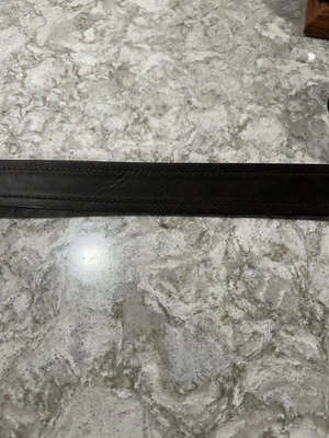 Cinturón de cuero Dickies para hombre marrón oscuro/plateado talla 32 Foto 1 de 4