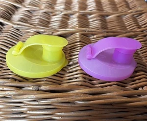 2 Replacement Flip Top LIDS ONLY 5513 Tupperware Seal For 16 Oz Purple & Yellow - Picture 1 of 3