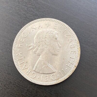 Half Crown Coin In Good Circulated Condition 1953-1967 Queen Elizabeth Second. • 5.99£