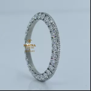 Lunetta 36 mm 20 puntatori moissanite borchiata con lato piccolo diamante personalizzato - Foto 1 di 5