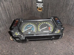 Kawasaki GPX750R GPX750 R ZX750F 1987-1991 clocks MPH damaged spares parts - Picture 1 of 7
