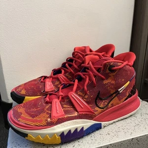 Men's US Size 12 - Nike Kyrie 7 'Icons of Sport' - Picture 1 of 10