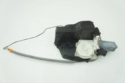 Actuador de cierre de cerradura de puerta trasera izquierda OEM 51227202139 Rolls Royce Phantom Vii 2006 Foto 1 de 4