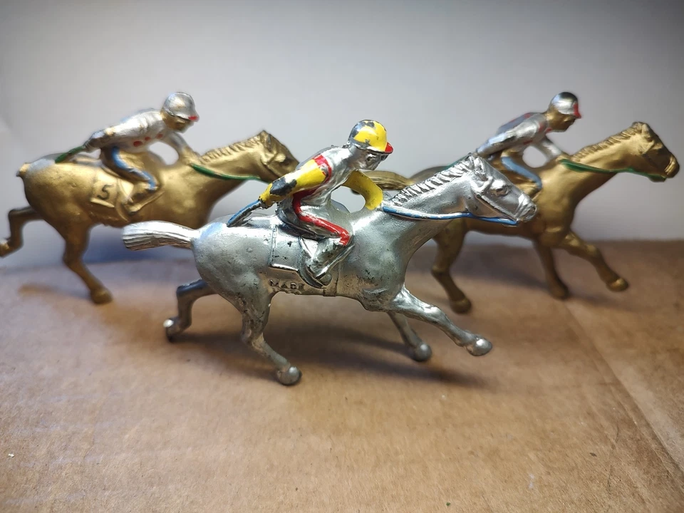 Barclay Bm Jockeys On Horse Lot - Image 1 of 4