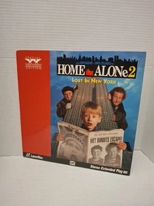Home Alone 2: Lost in New York (1992 LASERDISC)Macaulay Culkin,gr - Picture 1 of 2