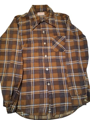 TRUE VINTAGE 1970s Plaid Flannel Shirt Size M 100% Cotton Made In USA Button Up - Image 1 of 4