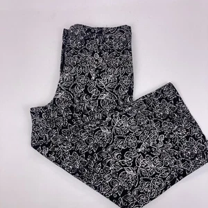Kim Rogers Size 10 Black & White Floral Cotton/Spandex Capri 31”x 22” EUC - Picture 1 of 17