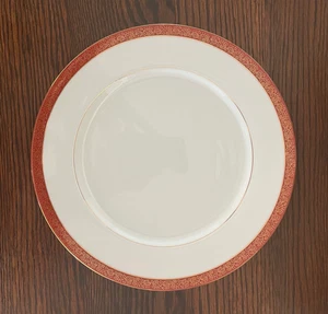 8 Crown Empire Empress appetizer plates - Picture 1 of 2