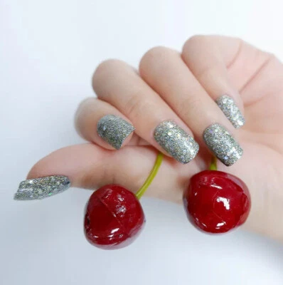 Selbstklebende Kunstnägel Nagelstudio Expess On Nails künstliche Fingernägel - Bild 1 von 4