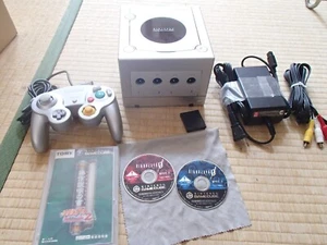 Nintendo Gamecube DOL-101 Silver NTSC-J + Naruto2 BioHazard0 Japanese Region - Picture 1 of 12