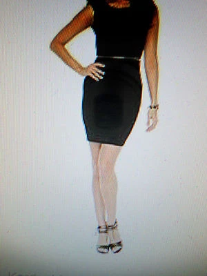 Vestido vaina para mujer Kardashian Kollection recortado en la espalda Foto 1 de 2