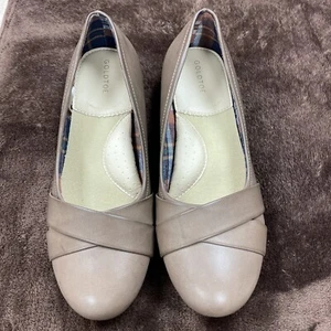WOMEN'S GOLD TOE ORTHO TECH CUSHIONED Light Brown SLIP-ON SHOES Sz 10W Preowned - Picture 1 of 9