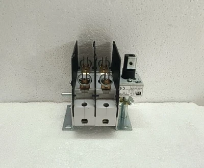 C&S Electric CSSDF32D2 Interruptor Seccionador 32A 415V 50Hz Is 13947-3 / IEC - Imagen 1 de 4