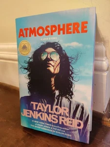 Atmosphere: A GMA Book Club - Hardcover, by Reid Taylor Jenkins - Brand New - Bild 1 von 3