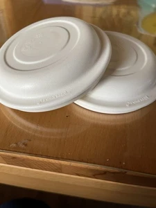 Zwei Kleine Deckel für Ultra Neuwertig - Bild 1 von 3