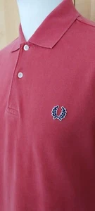 POLO VINTAGE FRED PERRY SMALL M3200 ROSA SALMONE VESTIBILITÀ REGOLARE - Foto 1 di 7