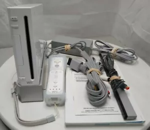 Nintendo Wii Console Sensor + Cords Gamecube Compatible White RVL-001 (USA) - Picture 1 of 8