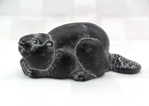 BOMA BLACK STONE RESIN CARVED BEAVER INUIT ART - MADE IN CANADA - SIGNED - Picture 1 of 9