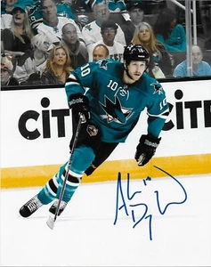 Foto original autografiada de tiburones de San José Andrew Desjardins 8x10 - Imagen 1 de 2