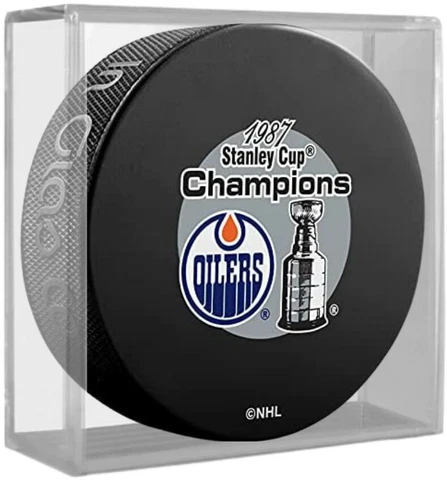 Edmonton Oilers 1987 Stanley Cup Champions Collector's Puck in Display Cube Cover