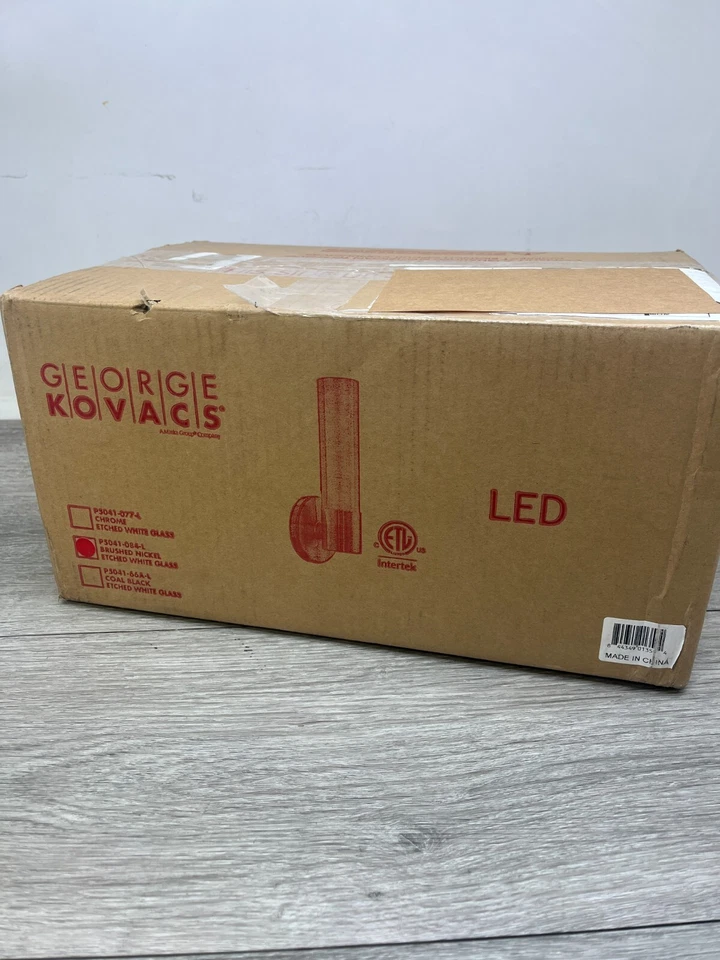 Aplique de pared George Kovacs P5041-084-L sable níquel cepillado grabado vidrio blanco Foto 1 de 3