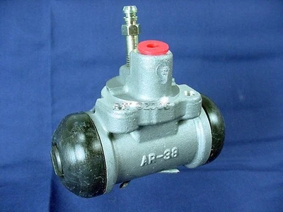 Brake Wheel Cylinder for 86-89 Nissan Pickup 2WD 93-95 Pathfinder REAR - Image 1 of 3
