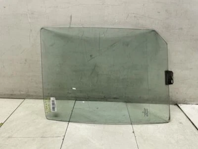 Jeep Liberty 2004 puerta trasera izquierda lado del conductor vidrio OEM+ Foto 1 de 4