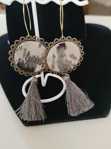 Handcrafted Black&White Leather w/ Gray Tassel Dangle Earrings Sz 3 1/4" E78 - Picture 1 of 2