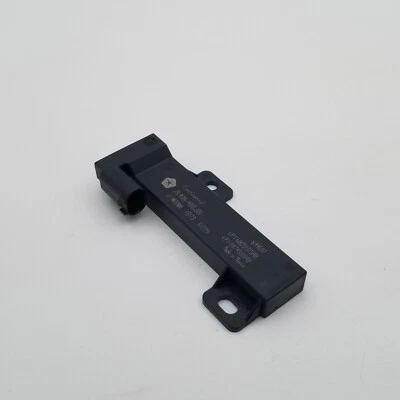 2014 - 2021 JEEP GRAND CHEROKEE KEYLESS ENTRY ANTENNA MODULE UNIT OEM 68051315AB - Image 1 of 4