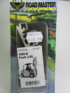 GHQ Kit di Costruzione 1:87 Caterpillar V80-E Muletto Weißmetall USA - Foto 1 di 3