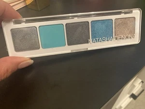 NEU LEGIERUNG LIDSCHATTENPALETTE NATASHA DENONA 5 LIDSCHATTENFARBEN PARABENFREI - 68 $ - Bild 1 von 2