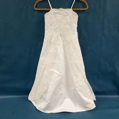 David's Bridal Sz 6 Flower Girl Dress White Chiffon Netting Floral  Beaded Lace  - Image 1 of 4