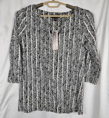 Women's NWT Dana Buchman Black/White Blouse Herringbone Design Metal Decor M - Image 1 of 4